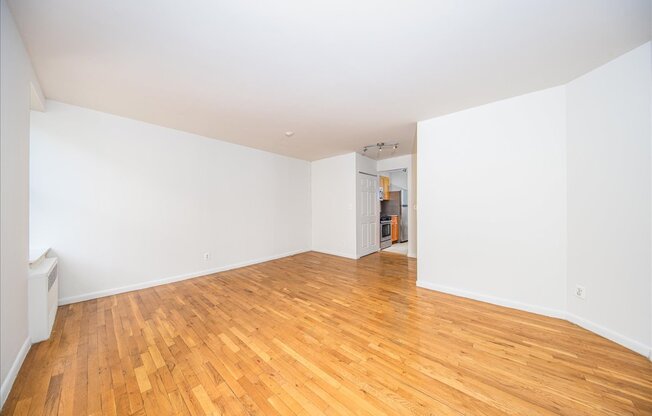 104 ADELPHI ST