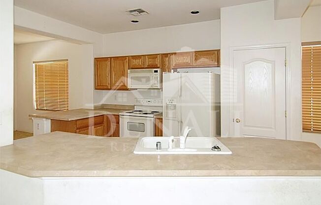 9237 W MILKWEED LOOP