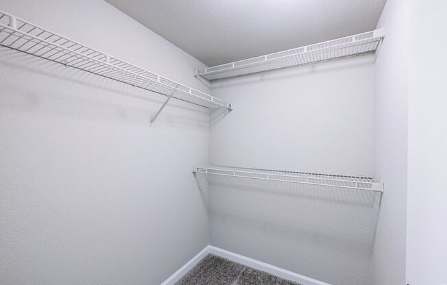 2 beds, 2 baths, 1,000 sqft, $1,450, Unit 2041