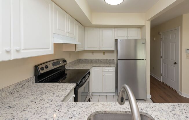 2 beds, 1.5 baths, 1,308 sqft, $2,895, Unit 8D