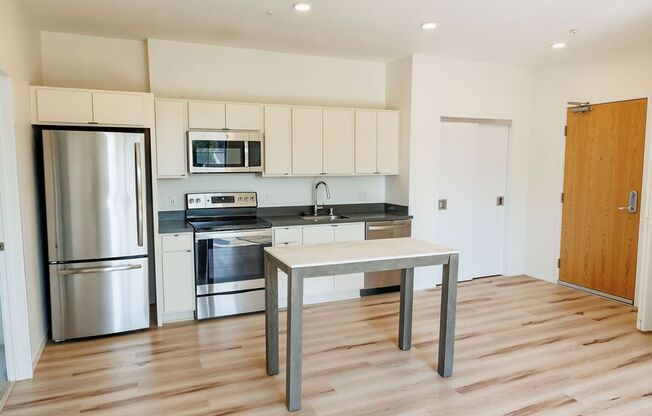 Avant Apartments