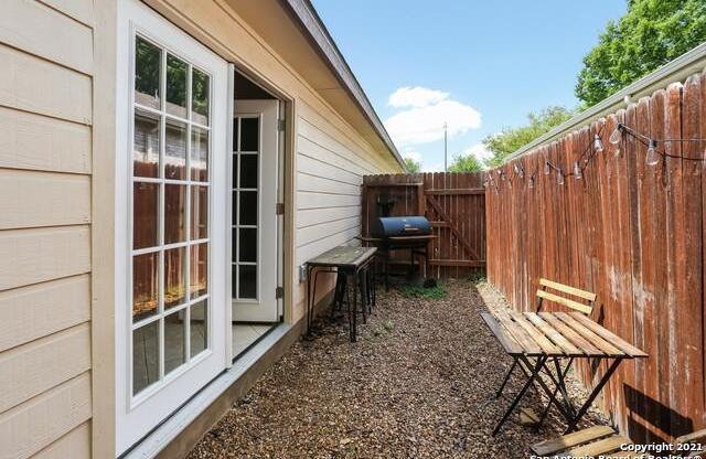 2812 BERRY PATCH