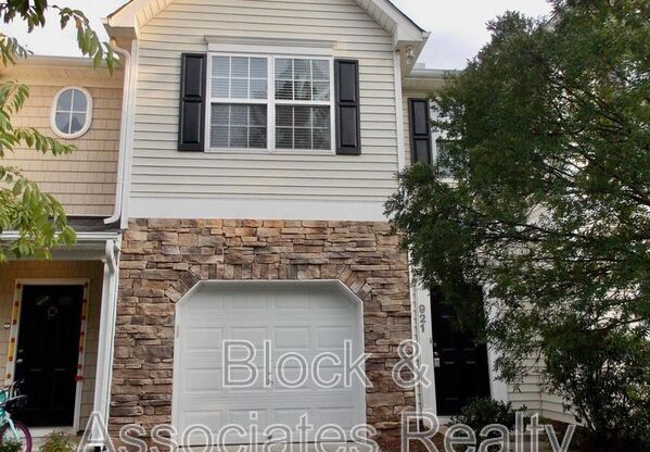921 SHINING WIRE WAY