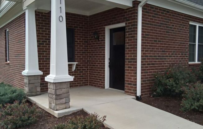 Patio Townhome Located 1 Block from Bedford Memorial Hospital