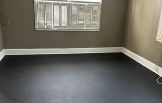 2 beds, 1 bath, $745