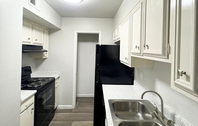 1 bed, 1 bath, 750 sqft, $1,095, Unit 01-0109
