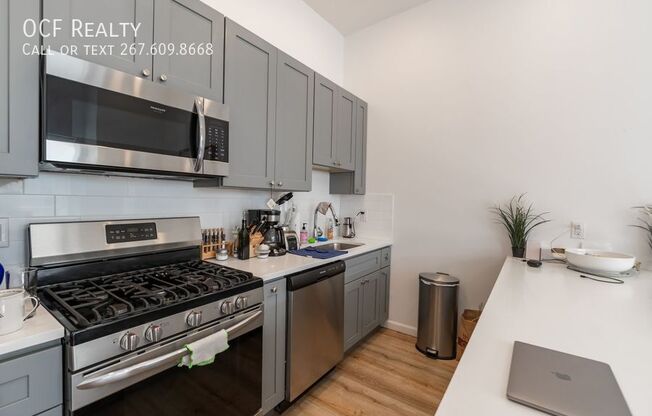 742 S 4TH ST