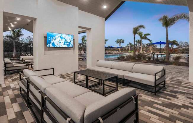 Pool lounge