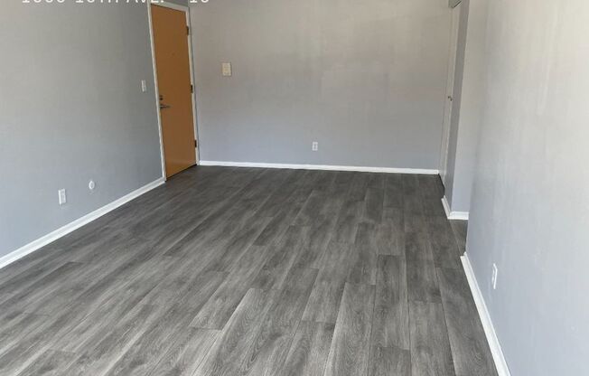 1660 10 AVE