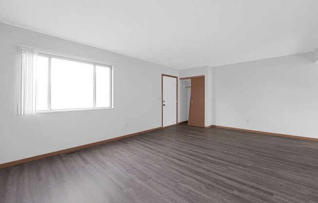2522 2524 WEYBURN RD