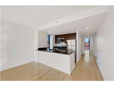 1595 LEXINGTON AVE
