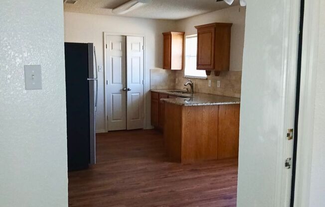 3 bedroom single-family in Burleson ISD