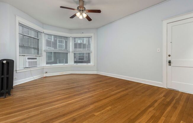 1 bed, 1 bath, 900 sqft, $850, Unit #20