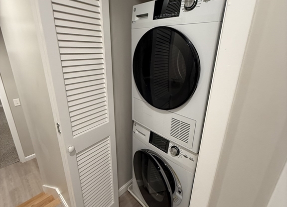 1 bed, 1 bath, 636 sqft, $2,000, Unit 308