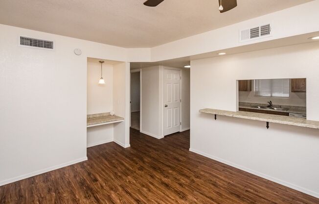 2 beds, 2 baths, $1,300, Unit D