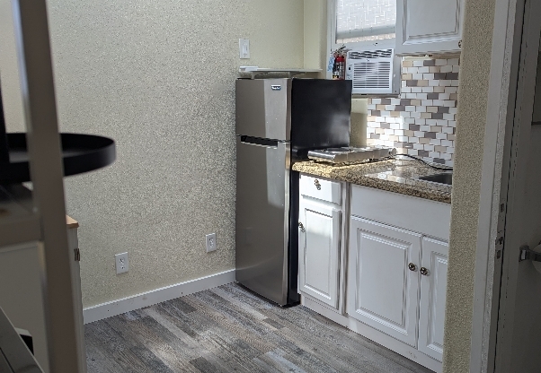 1127 Grand Ave. 3