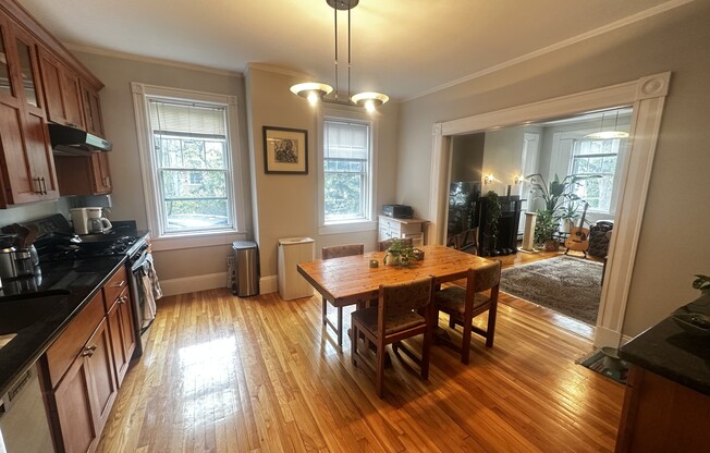 106 INMAN ST