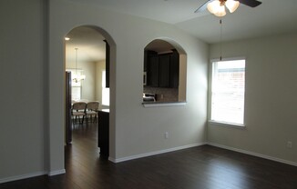 3 beds, 2 baths, $1,595