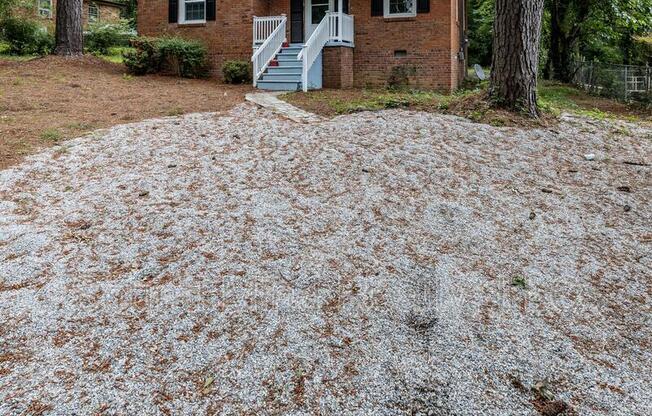 321 ANGIER AVE