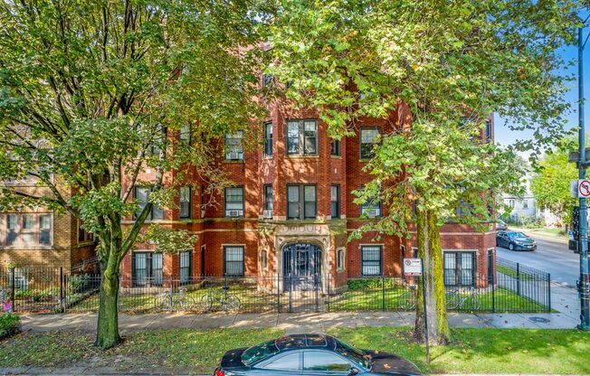 5158-62 N. Leavitt / 2209-11 W. Foster