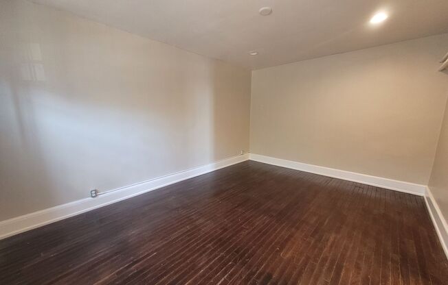 1 bed, 1 bath, $945, Unit 1534-B1