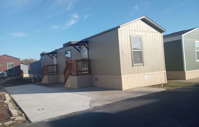 2 beds, 1 bath, 624 sqft, $795, Unit 845