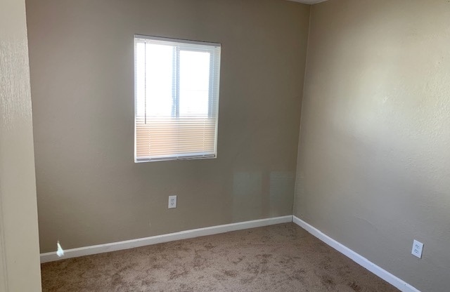 3 beds, 1 bath, $2,300