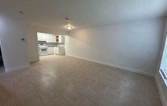 2 beds, 1 bath, $1,825, Unit A