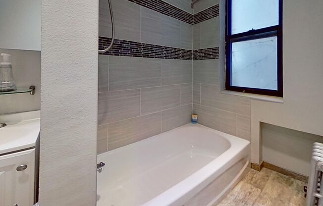 1 bed, 1 bath, 520 sqft, $2,400, Unit 408