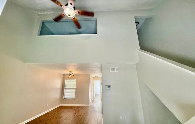 2 beds, 2 baths, $1,400