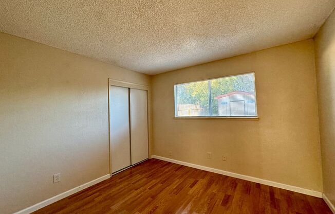 2 beds, 1 bath, $1,850, Unit 7039pe