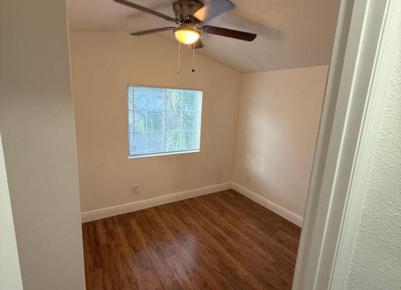 2 beds, 1 bath, $1,375