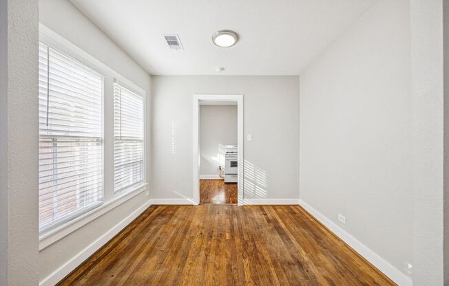 1810/1812 W. Alabama St Apartments