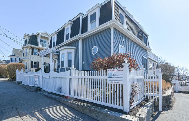 Winter rental: Harbortown Hideaway