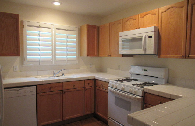 2 bed/2 bath Condo in Summerlin