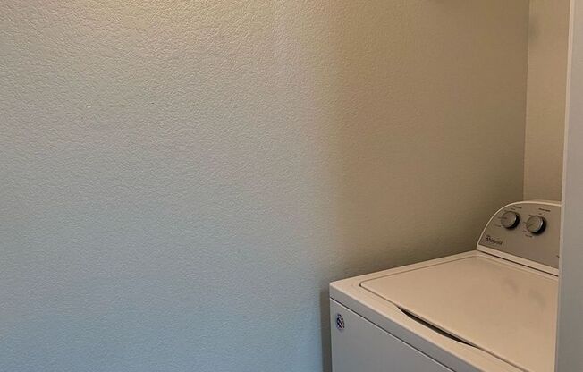 2 beds, 2 baths, $1,400