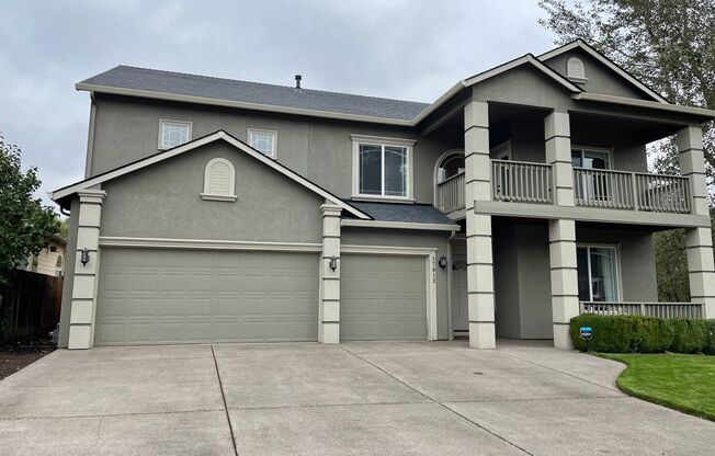 Come see this beautiful and grand home located in the Edmunds Estates! Spacious, open concept with lots of natural light! High ceilings with large windows! 3 car garage!