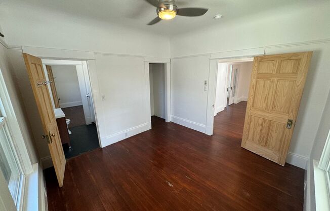 3 beds, 1.5 baths, $2,995