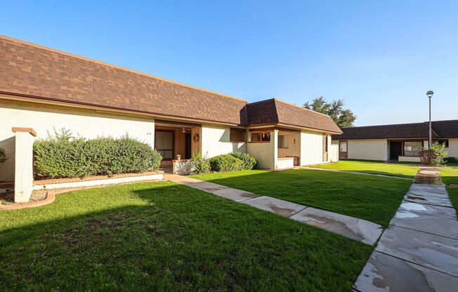 Great Location and Nicely Updated 2 Bed 2 Bath!