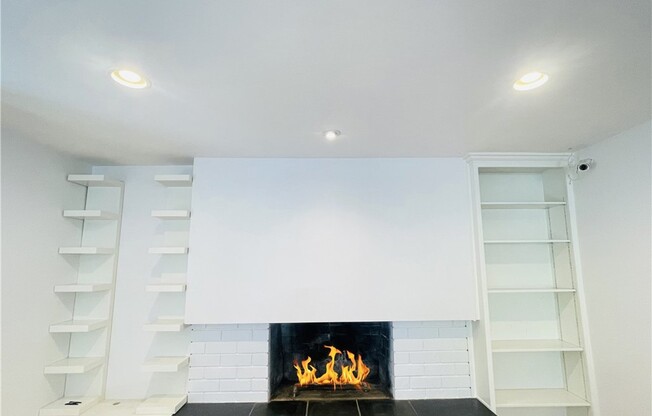 6534 PETIT AVE