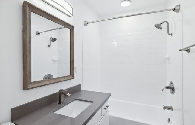 Studio, 1 bath, 615 sqft, $1,898, Unit 201