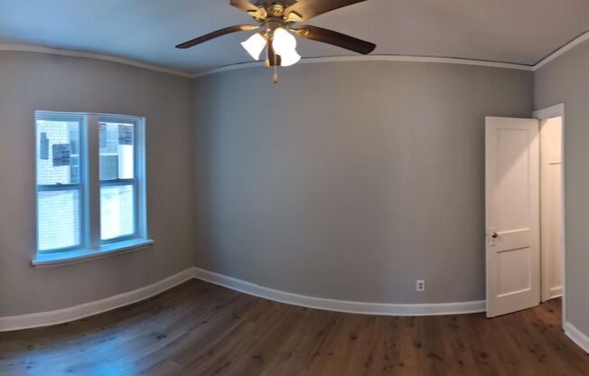 Lower East Side Milwaukee Studio and One bed Apartments- Flexible Lease Terms