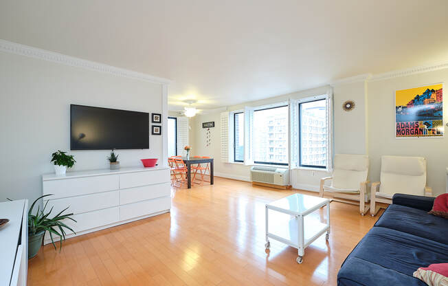 2501 Calvert St. NW #511