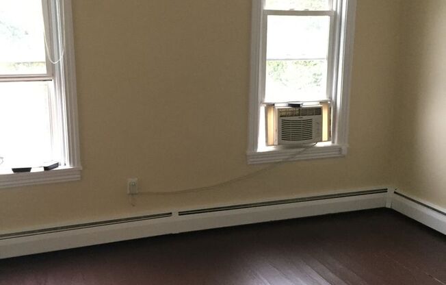 Spacious 3BR House in Columbia!