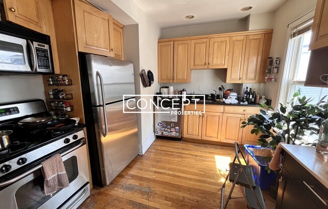 24 ASPINWALL AVE