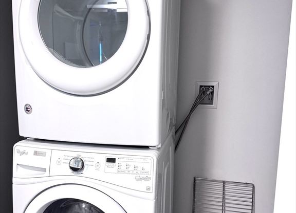 1 bed, 1 bath, 743 sqft, $2,650, Unit 402