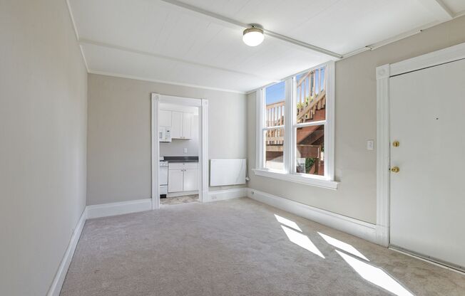 1530 Minturn St - Studio | 1 bath | Lower rear unit