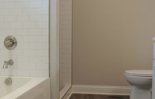 3 beds, 2 baths, $2,250