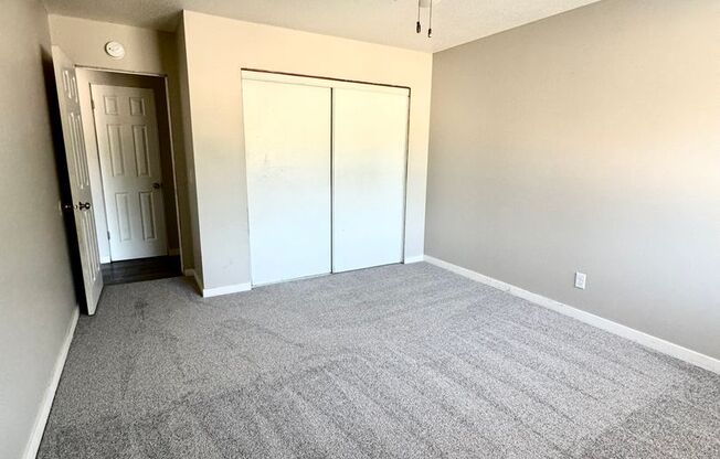 2 beds, 1 bath, 875 sqft, $1,229, Unit 3310-1