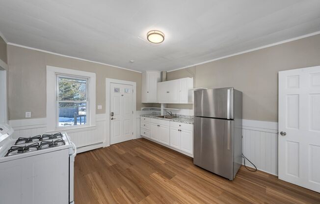 27-29 Glendale St.